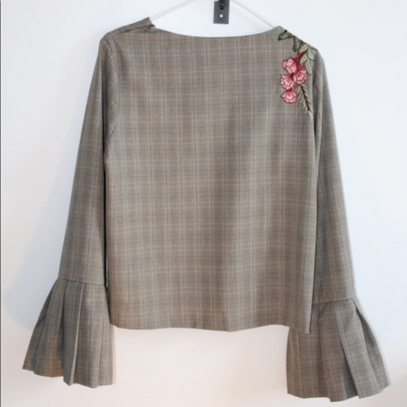 HARLOW & GRAHAM Plaid Bell Sleeve Top Extra Small - Picture 4 of 9